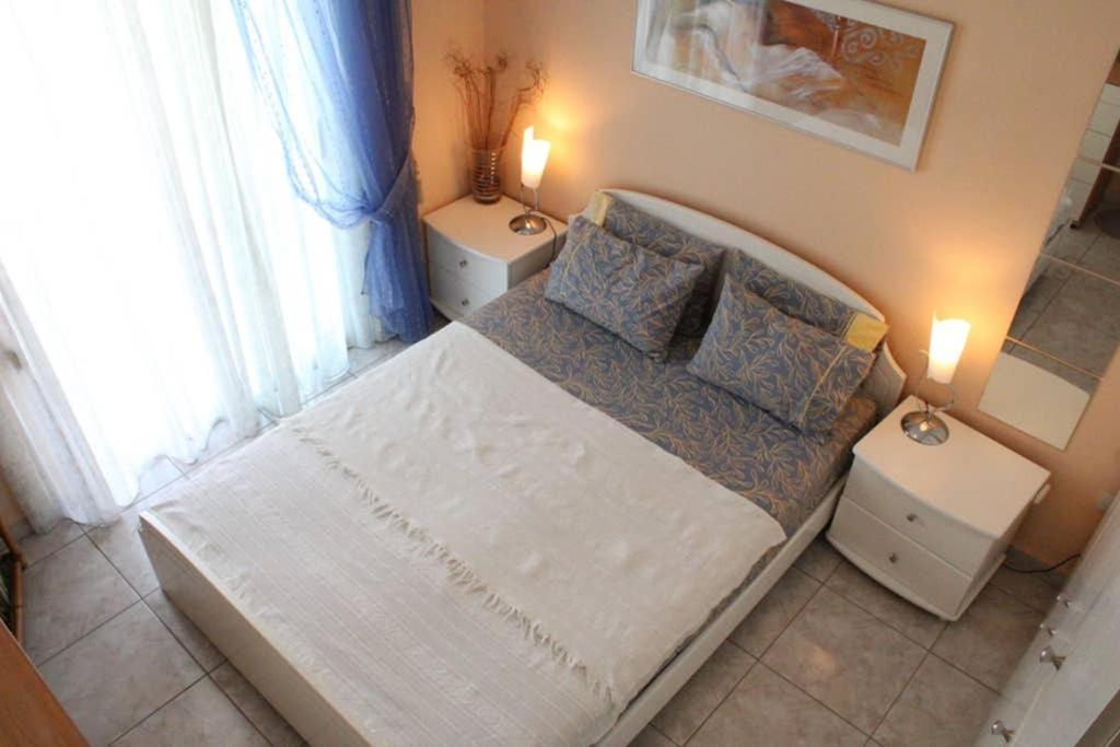 Holiday Apartment Flogita Exterior photo